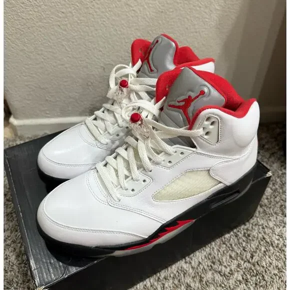 Air Jordan 5 Retro True White with Fire Red 2020 Size 10